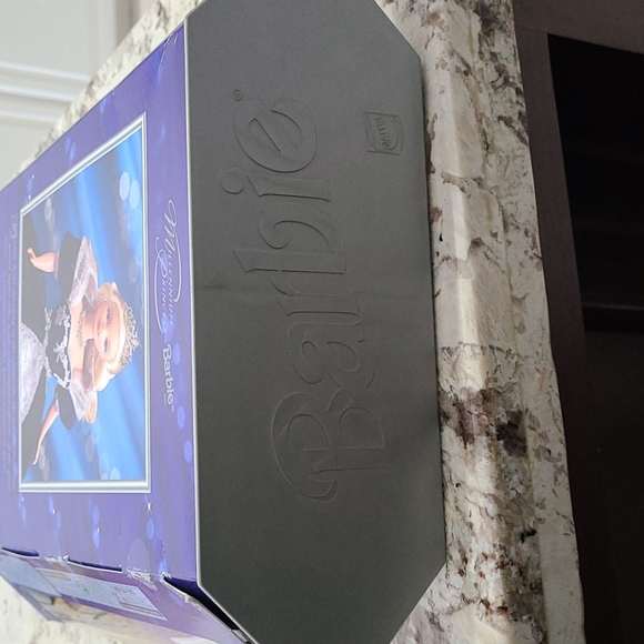 Millennium Barbie - Picture 5 of 6